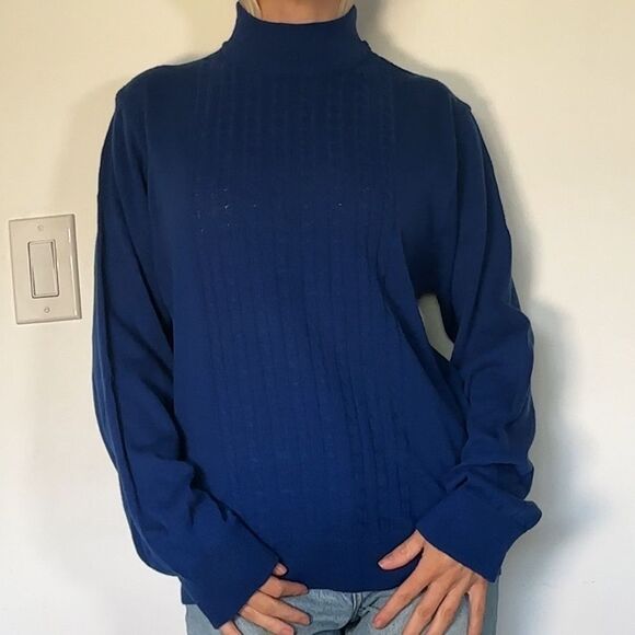 Royal Blue Cableknit turtleneck sweater - Picture 6 of 7